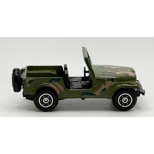 Yatming #1608 Green Camouflage Jeep CJ-7 1/64 Diecast/Plastic Military Vintage